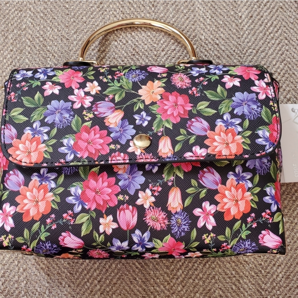 Floral small purse 👛😍